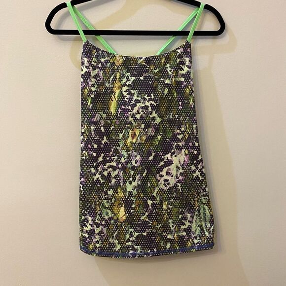 Lululemon Dancing Warrior Tank Women Size 6 - Picture 3 of 10